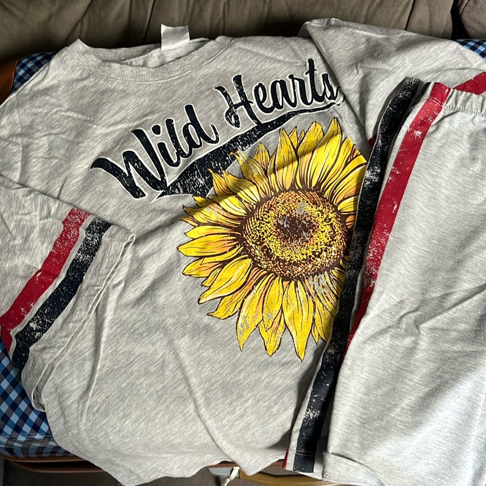 Wild heart shirt & short set